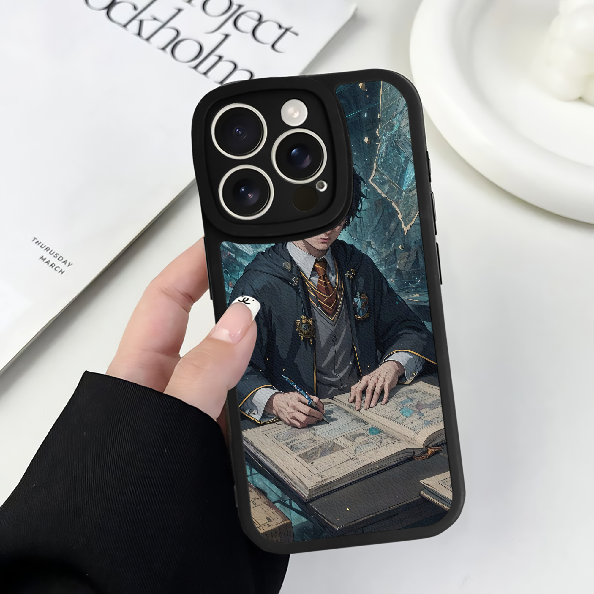 （画像用） Harry Potter ハリー・ポッターシリーズ 【iPhone 16シリーズ対応】シリコンスマホケース（レザー調） 材質：シリコン
